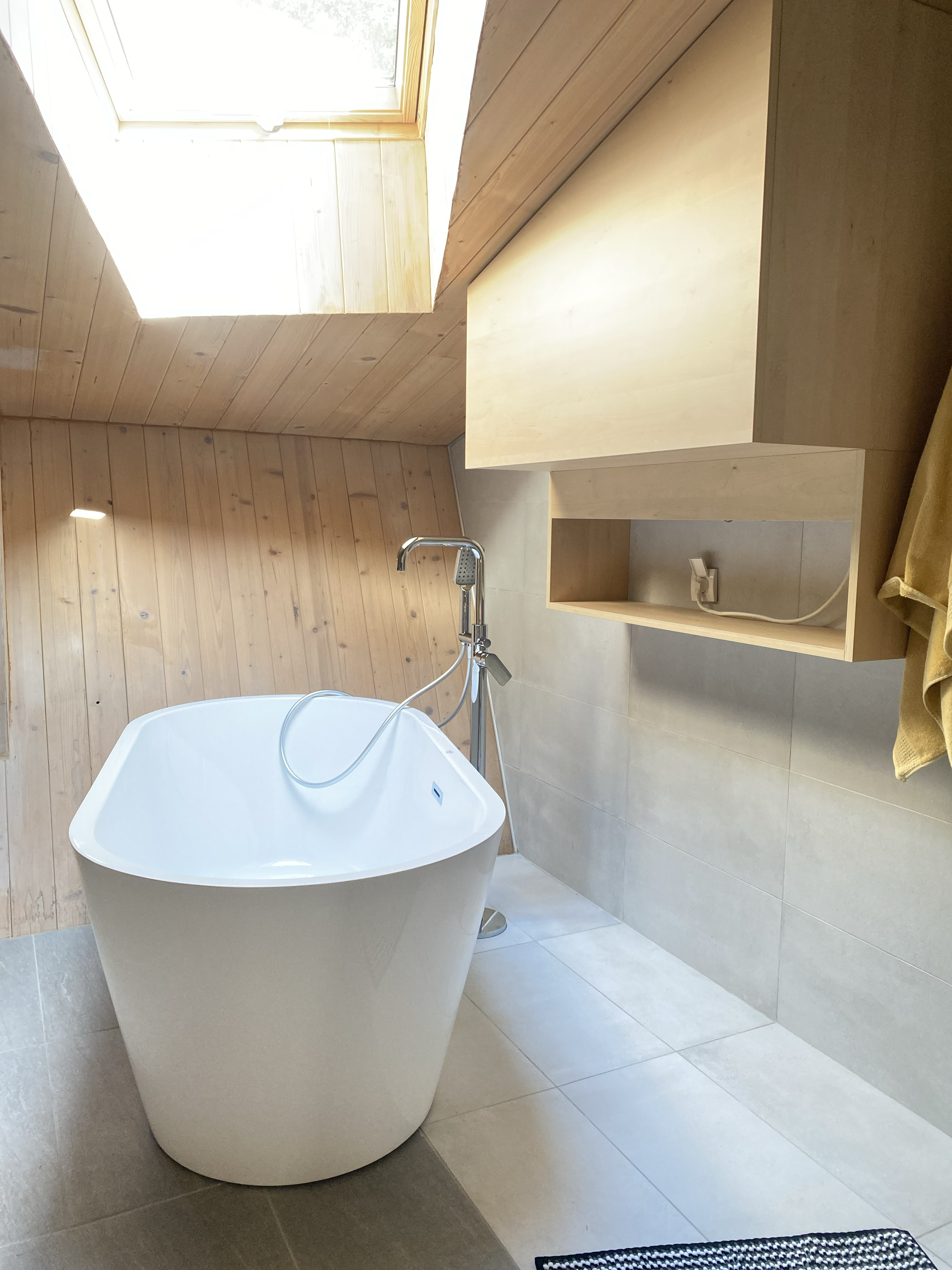 Light Above the Bath