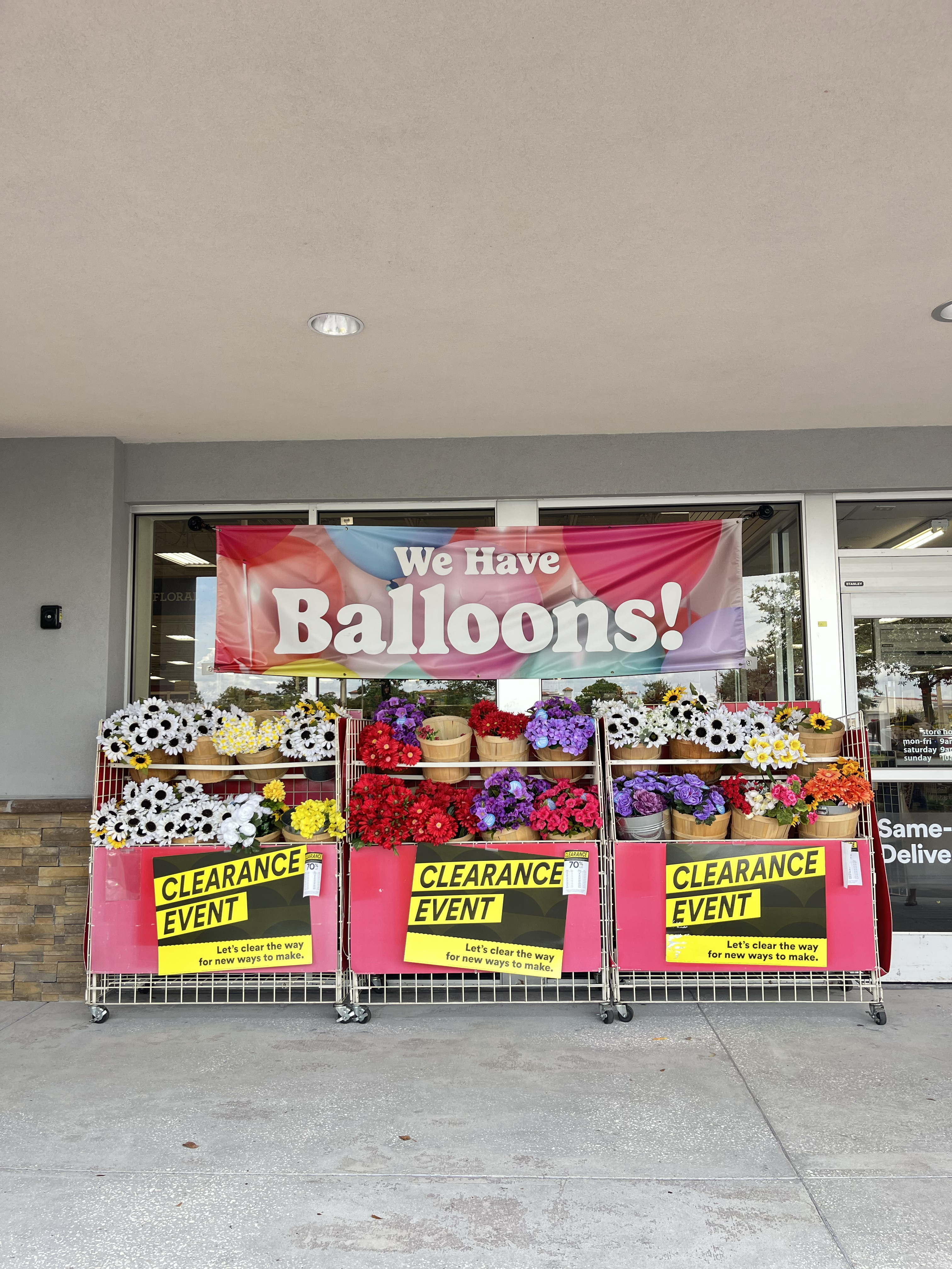 Ballons Are on Sale!