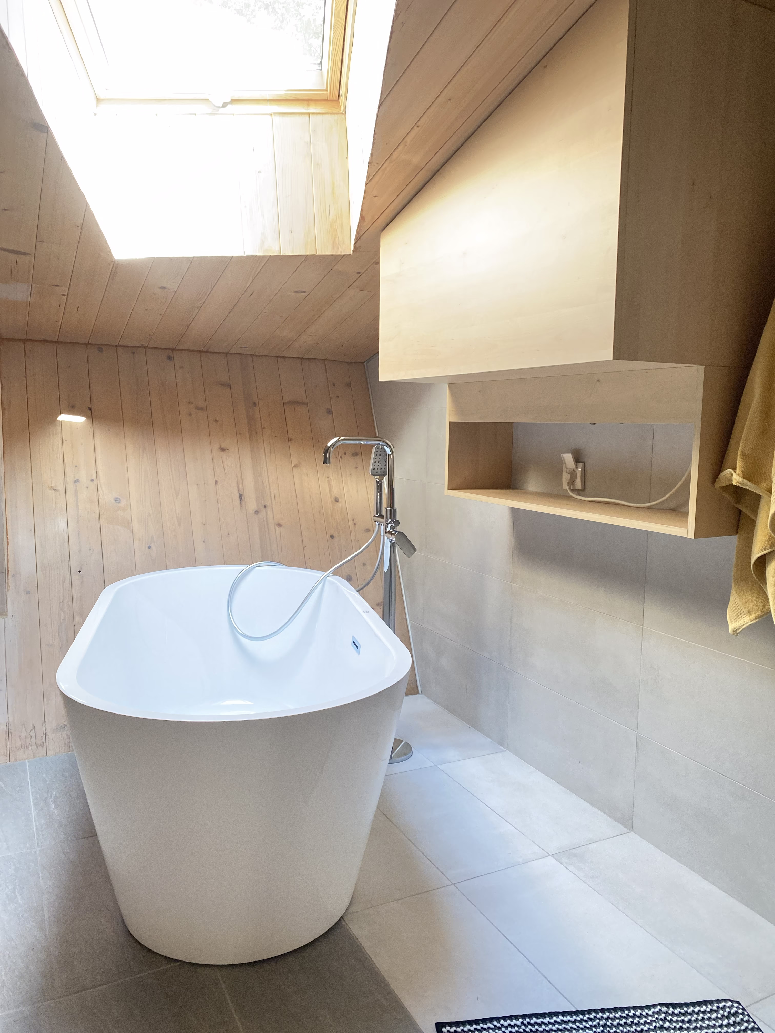 Light Above the Bath