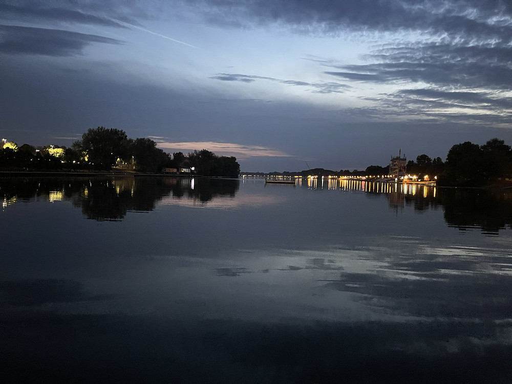 dusk @ the lake 