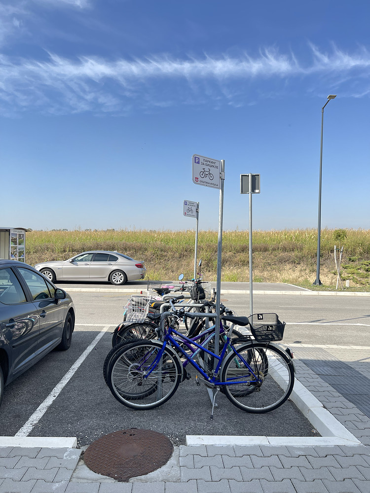 bicycle parking 