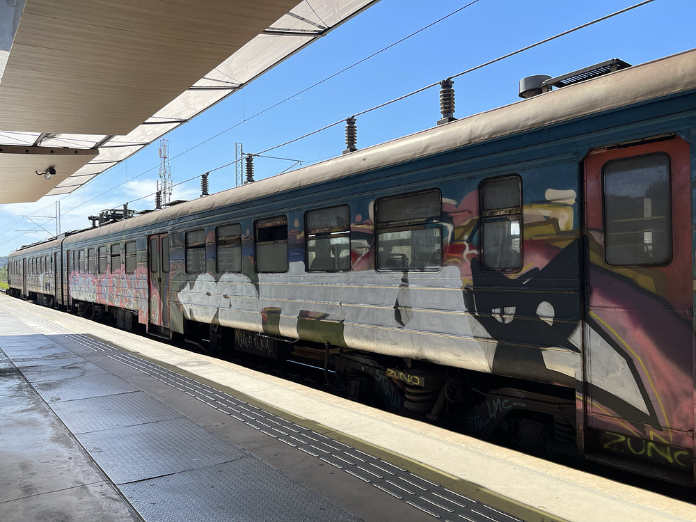 train back 