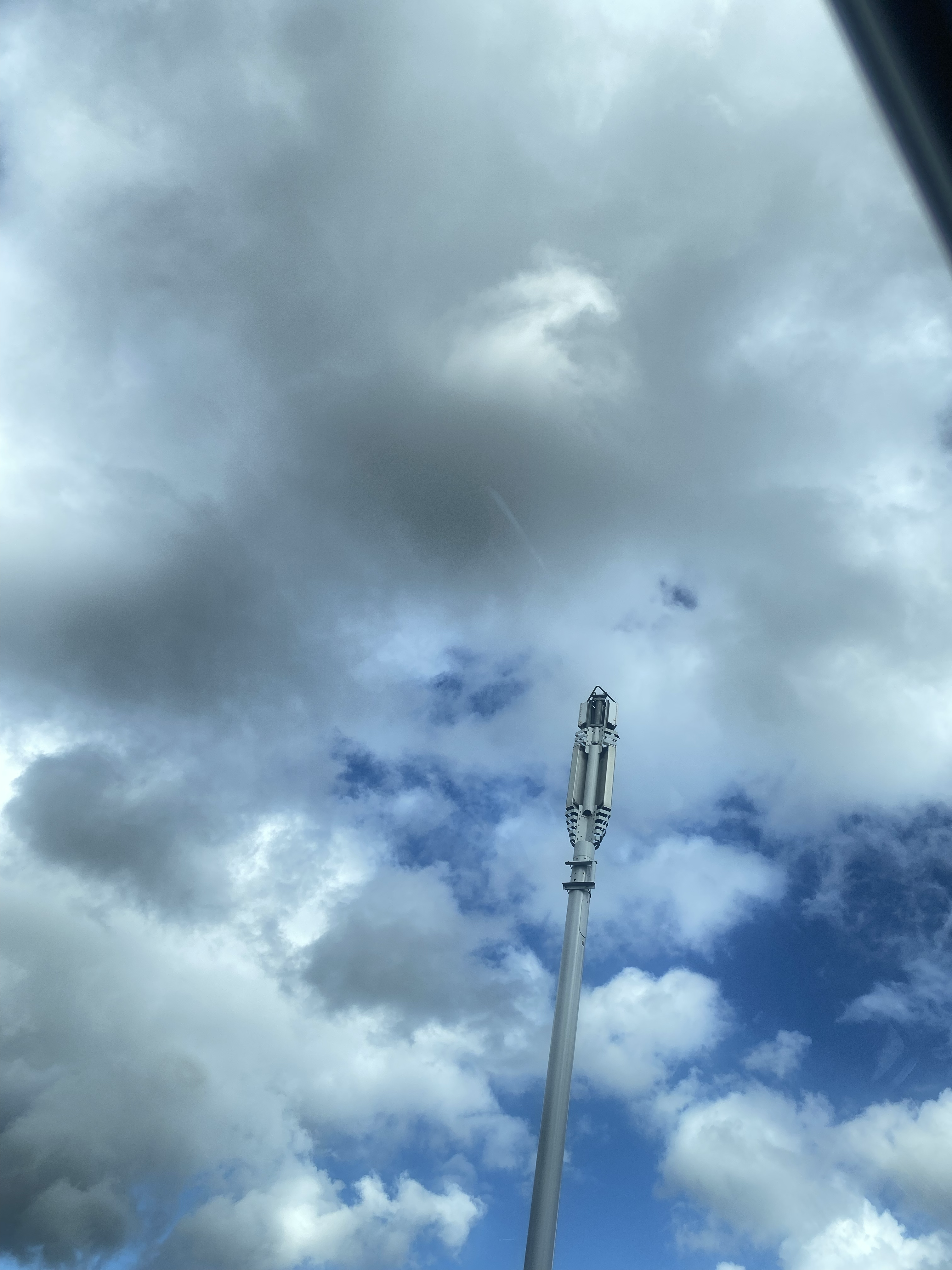 Sky and pole 