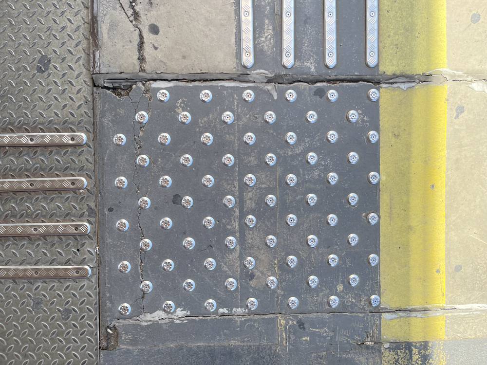train platform_002